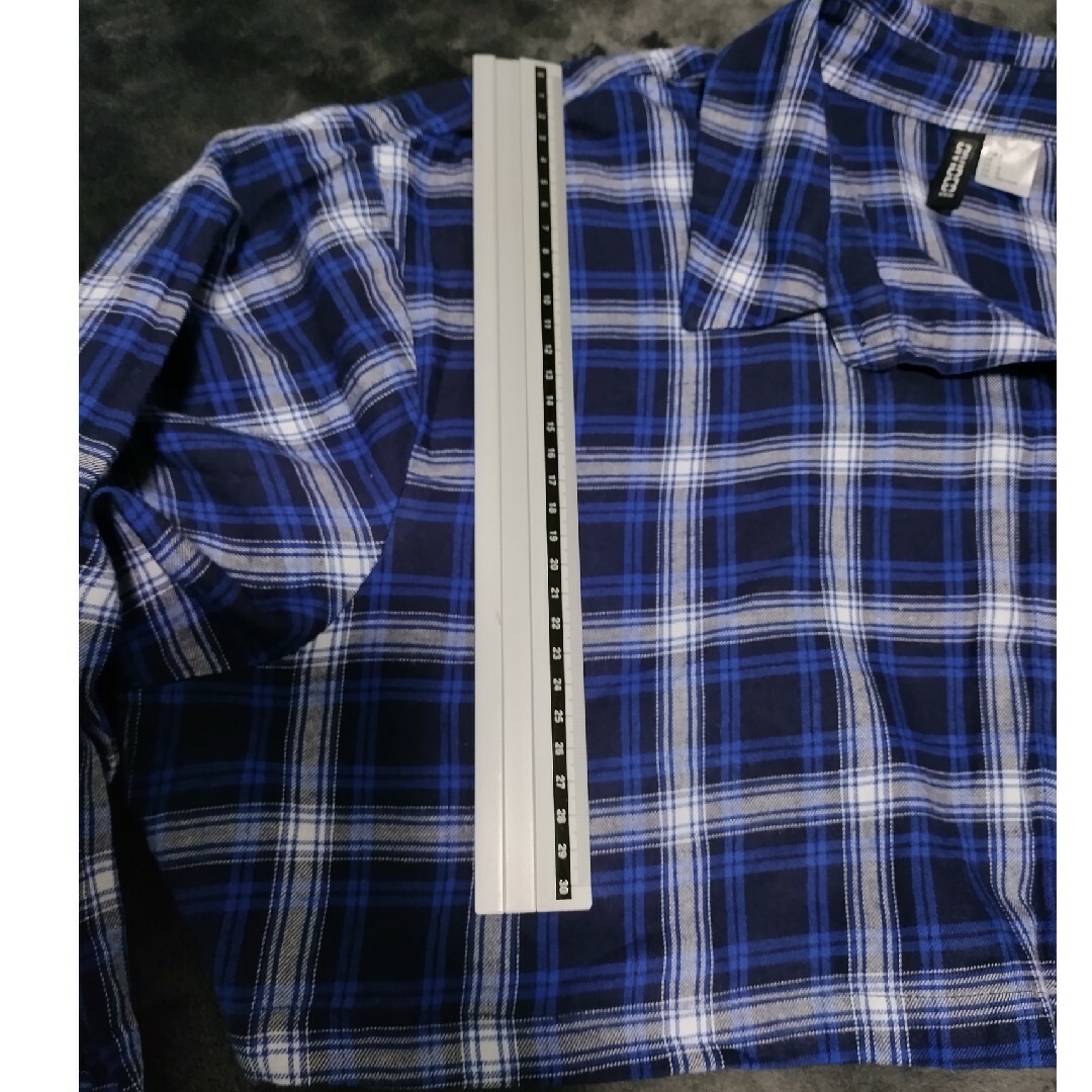 H&M(エイチアンドエム)のH＆M ショート丈長袖シャツ  Lサイズ レディースのトップス(シャツ/ブラウス(長袖/七分))の商品写真