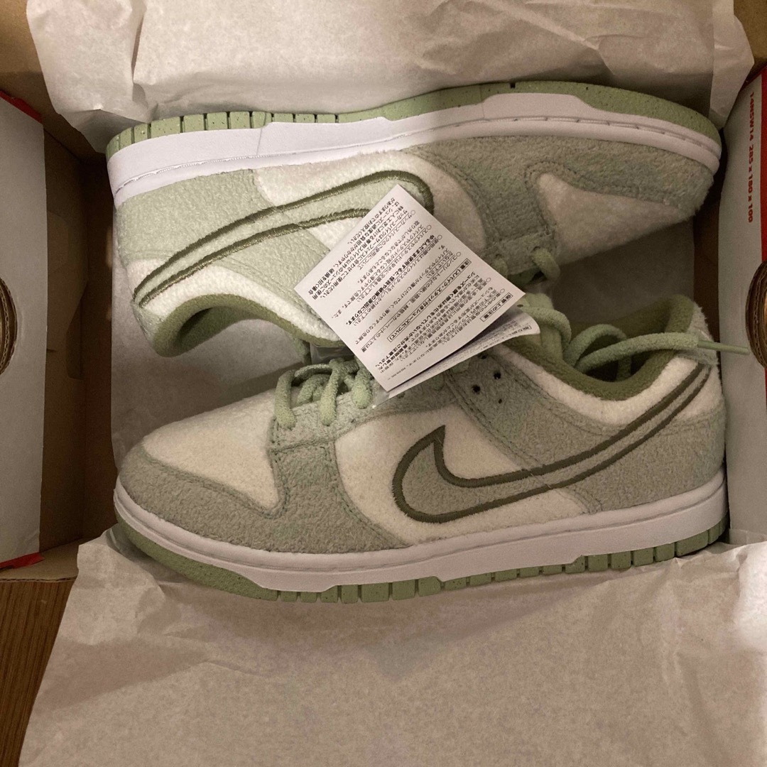 NIKE(ナイキ)のNike WMNS Dunk Low SE "Honeydew" レディースの靴/シューズ(スニーカー)の商品写真