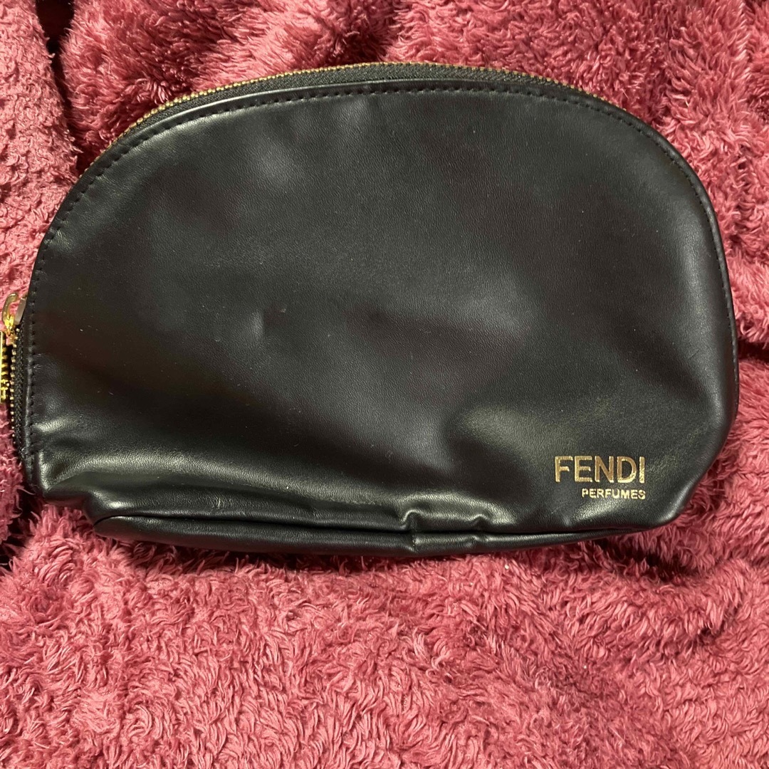 FENDI(フェンディ)の【非売品】FENDI　ポーチ レディースのファッション小物(ポーチ)の商品写真