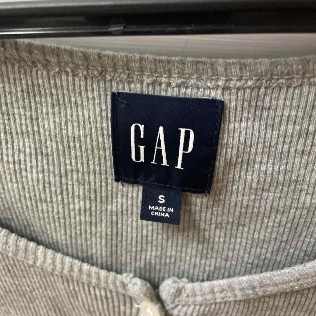 GAP(ギャップ)のgap 半袖 レディースのトップス(Tシャツ(半袖/袖なし))の商品写真