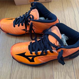 ミズノ(MIZUNO)の最終値下げ MIZUNO ミズノ バッシュ 23.5㎝ 新品(バスケットボール)