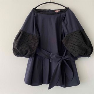 トッカ(TOCCA)のTOCCA レース刺繍ブラウス(シャツ/ブラウス(半袖/袖なし))