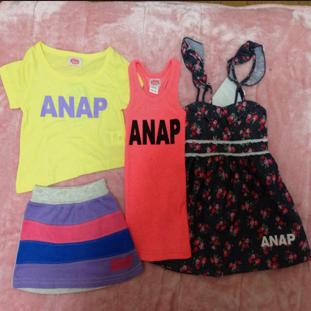 ANAP Kids(アナップキッズ)のANAP♡90cm新品セット キッズ/ベビー/マタニティのキッズ服女の子用(90cm~)(その他)の商品写真