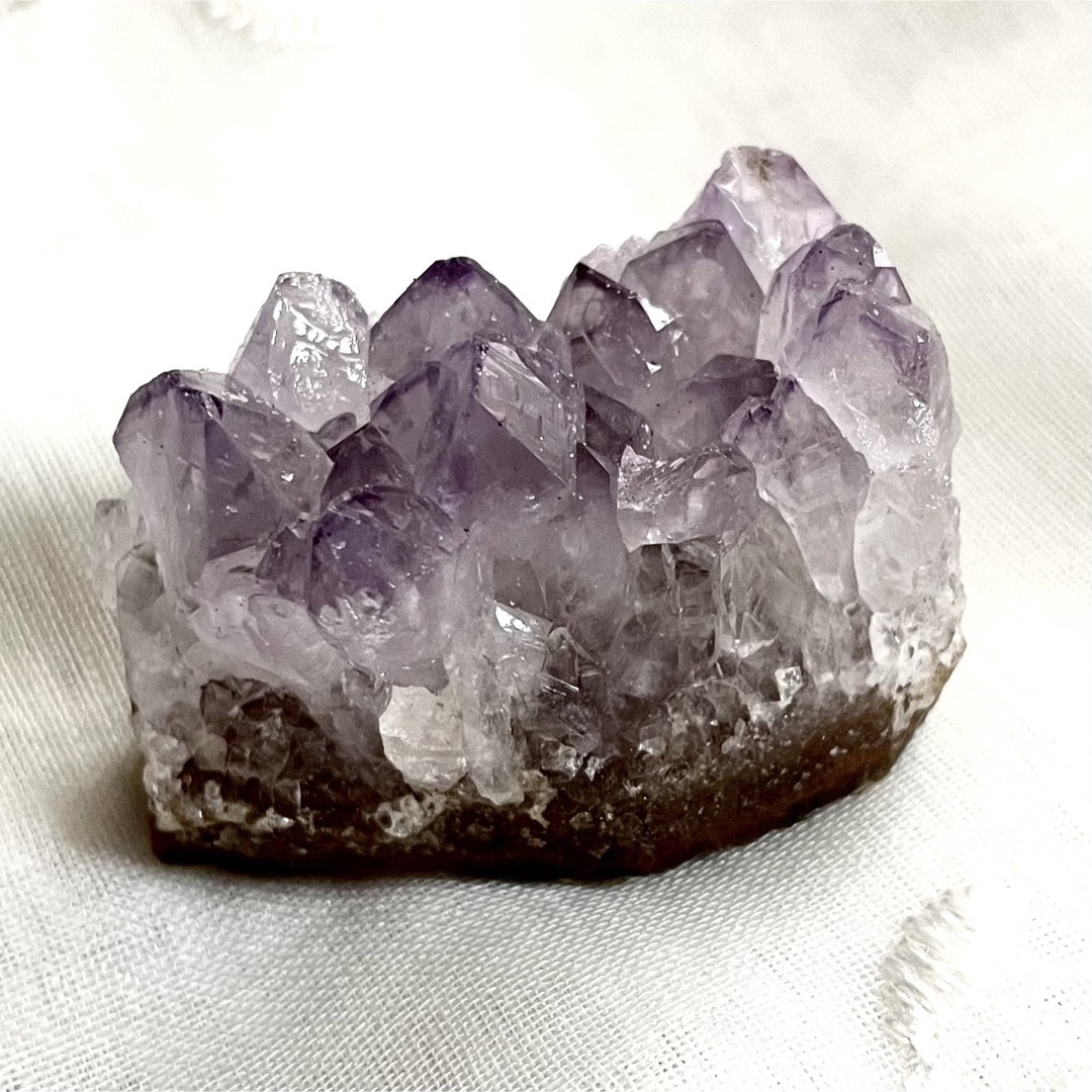 ◆アメジスト紫水晶 自然石 原石 天然石クラスター 浄化 開運 風水 宝石 水晶 | フリマアプリ ラクマ