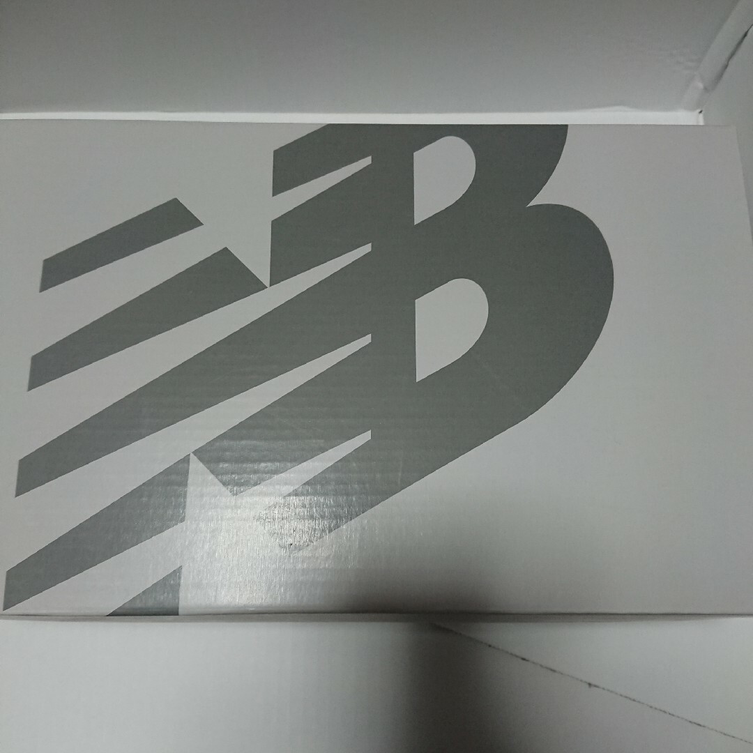 New Balance(ニューバランス)の24.0㎝ NEW BALANCE ニューバランス 990V3 M990UA3 メンズの靴/シューズ(スニーカー)の商品写真