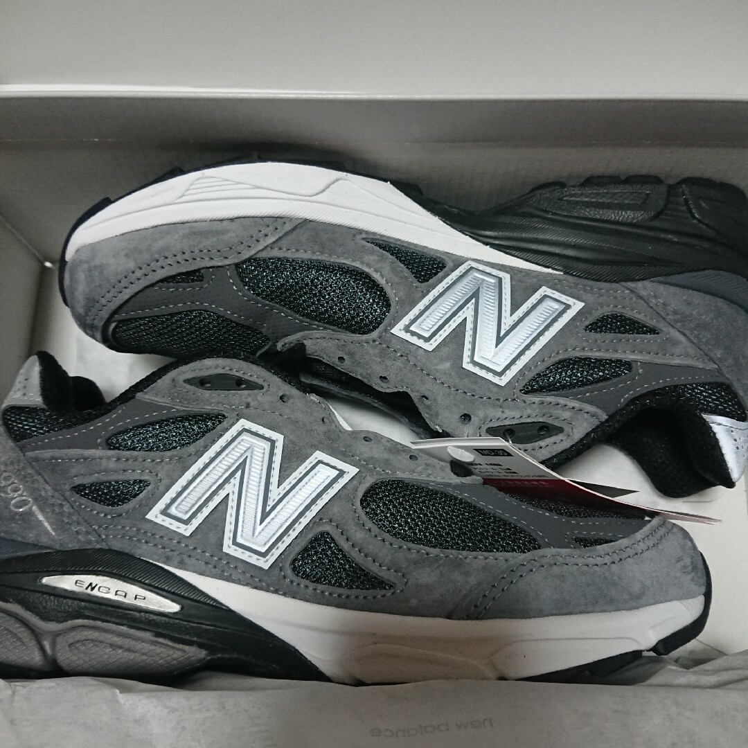 New Balance(ニューバランス)の24.0㎝ NEW BALANCE ニューバランス 990V3 M990UA3 メンズの靴/シューズ(スニーカー)の商品写真