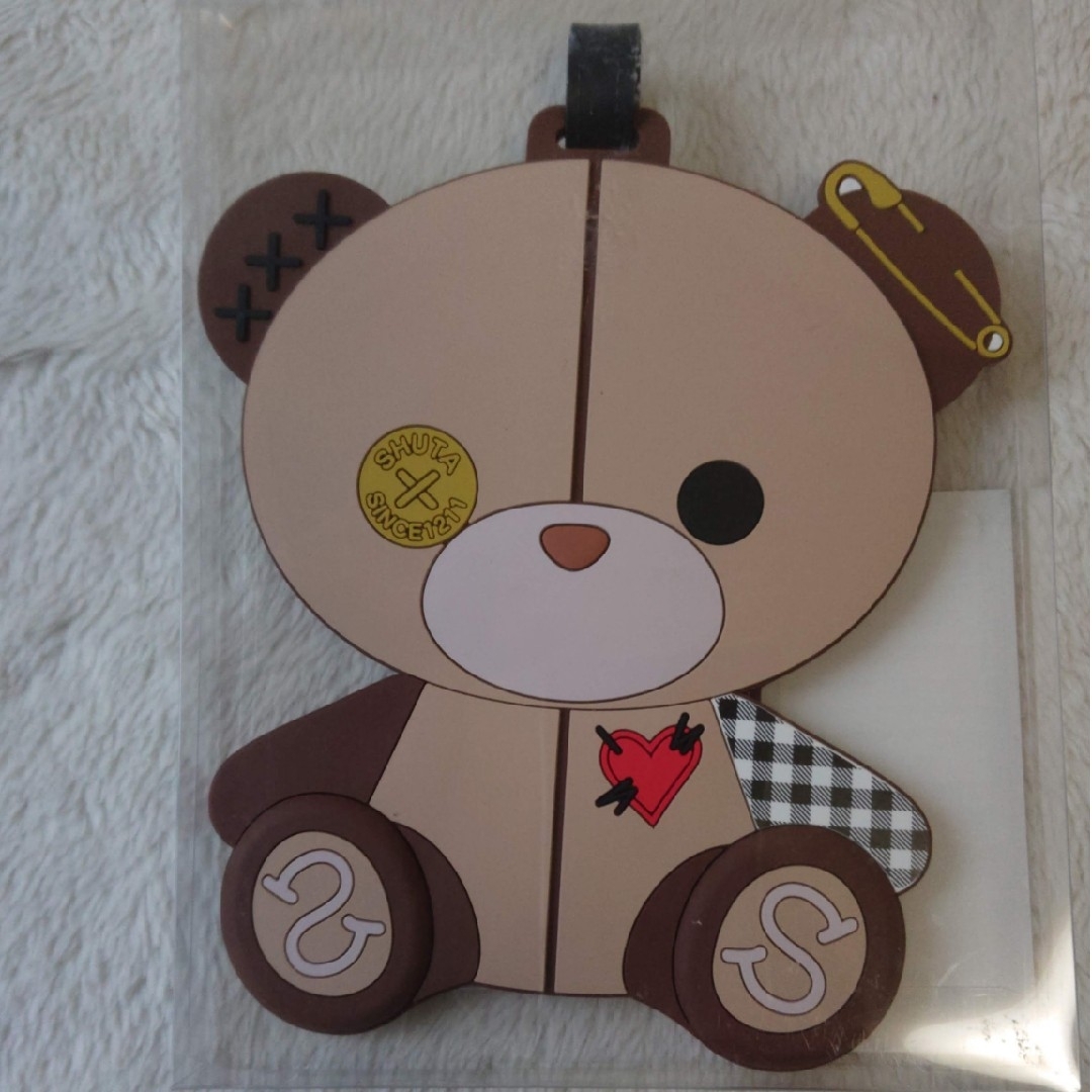 AAA(トリプルエー)のAAA Shuta sueyoshi ラゲッジタグ Hearty Bear エンタメ/ホビーのおもちゃ/ぬいぐるみ(キャラクターグッズ)の商品写真