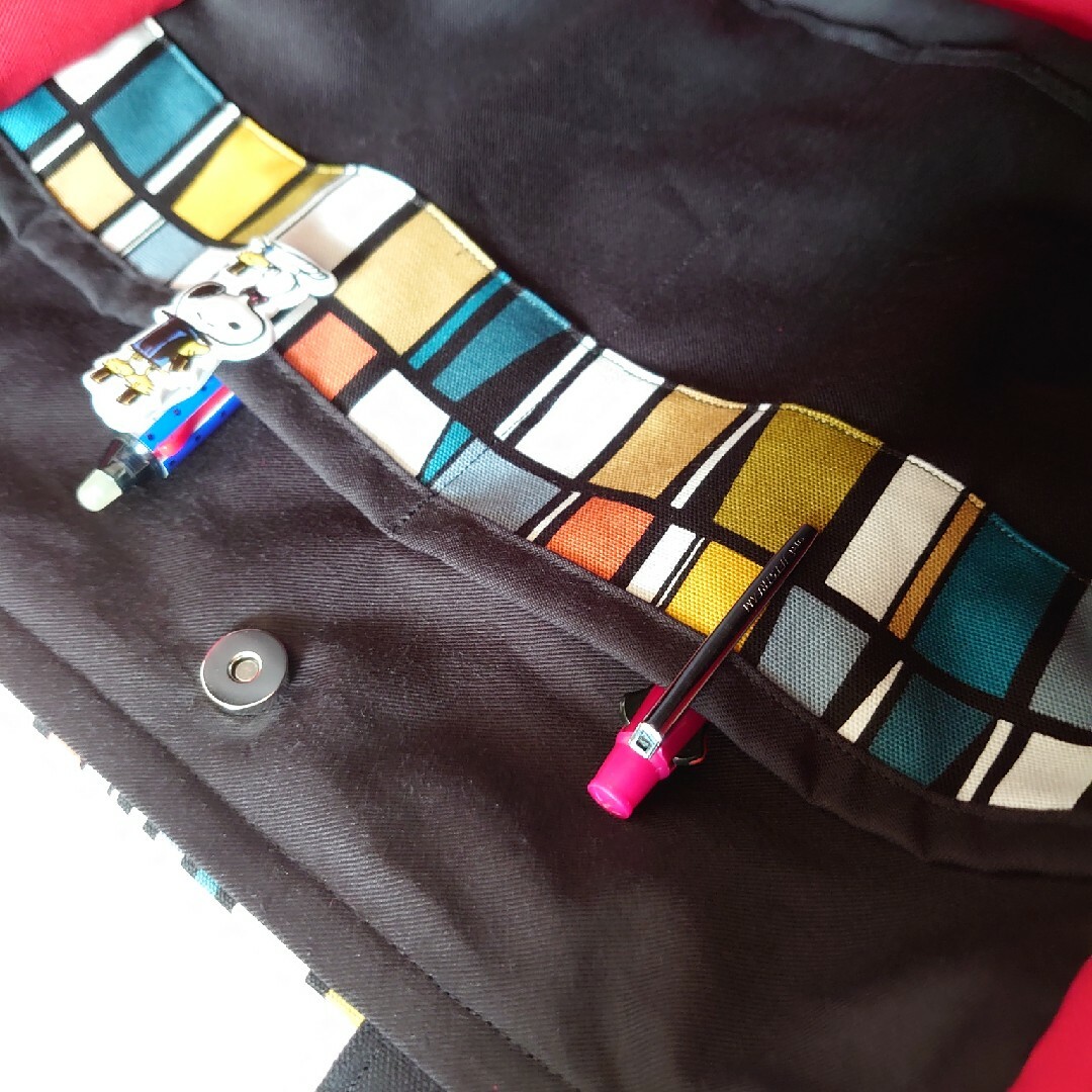 ラスト♡　カラフル格子　サイドポケット　肩掛けトートバッグ　ハンドメイド ハンドメイドのファッション小物(バッグ)の商品写真