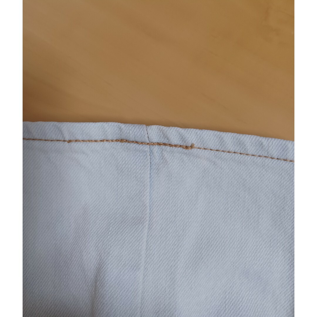 UNIQLO(ユニクロ)のユニクロU  カーブジーンズ  ライトブルー  24 レディースのパンツ(デニム/ジーンズ)の商品写真