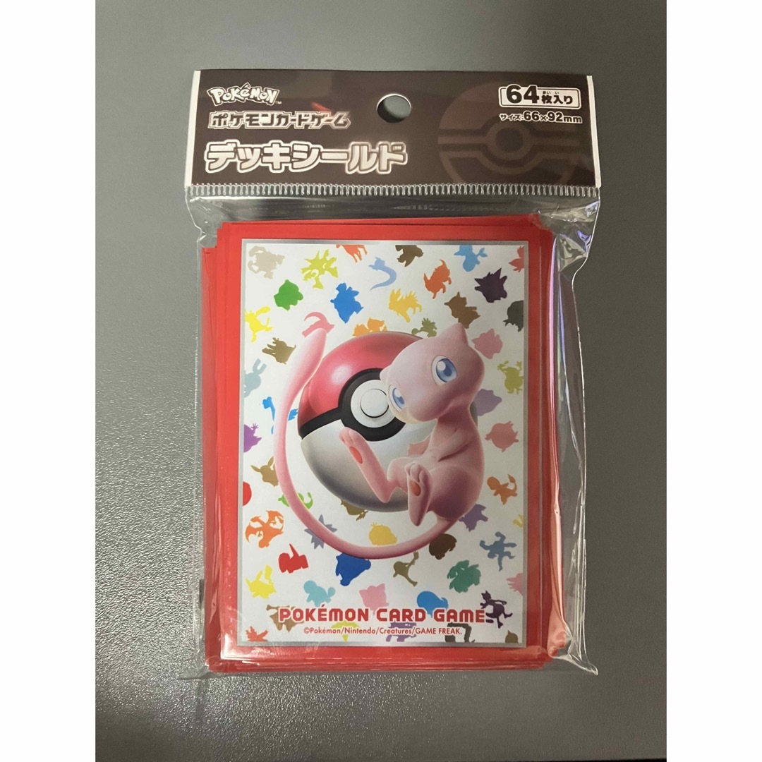 任天堂(ニンテンドウ)のポケモンカードゲーム デッキシールド ミュウ エンタメ/ホビーのトレーディングカード(カードサプライ/アクセサリ)の商品写真