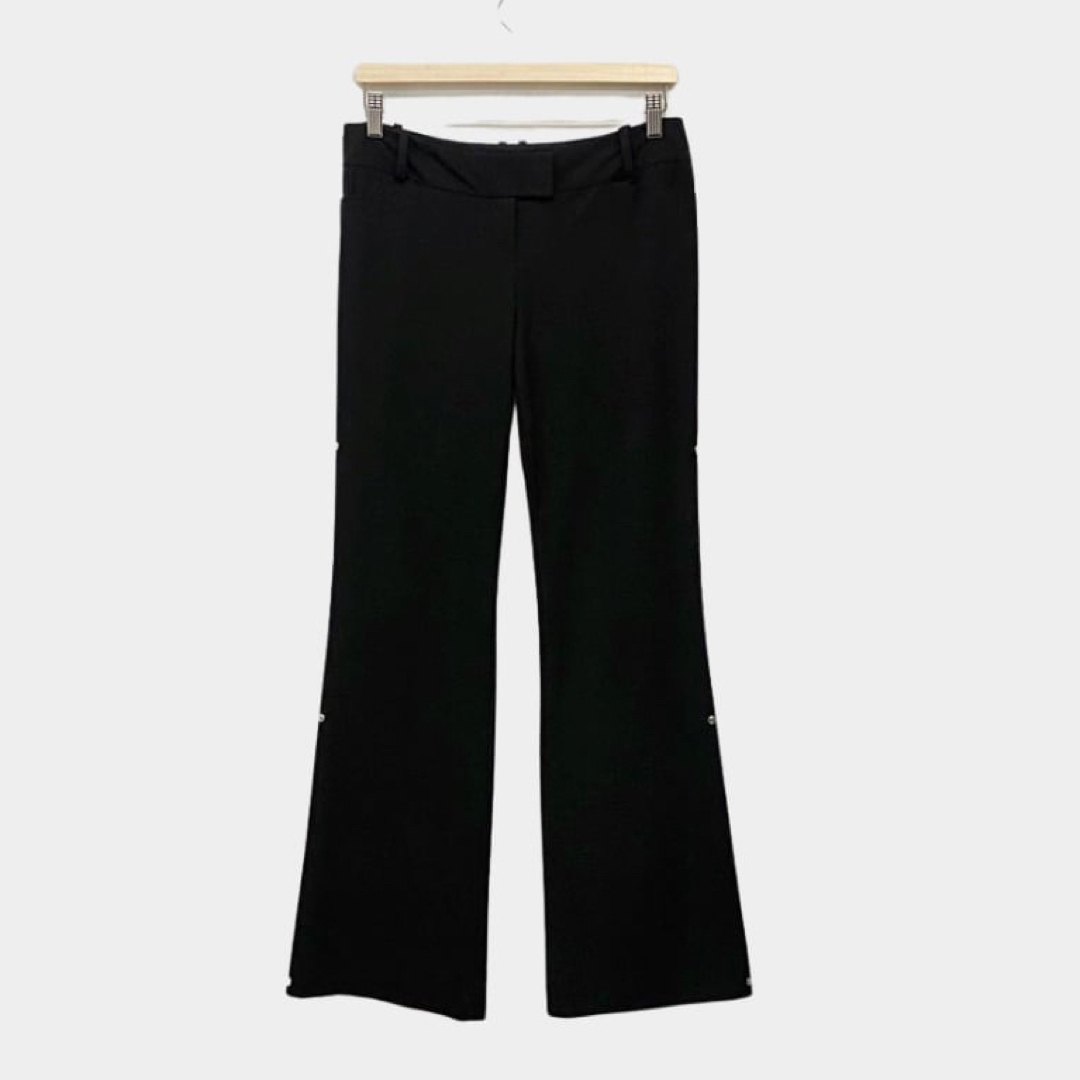 side studs flare trousers