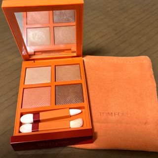 トムフォードビューティ(TOM FORD BEAUTY)のトムフォード　ビューティー　アイシャドウ　クォード　BP01 ベルドペシュ(アイシャドウ)