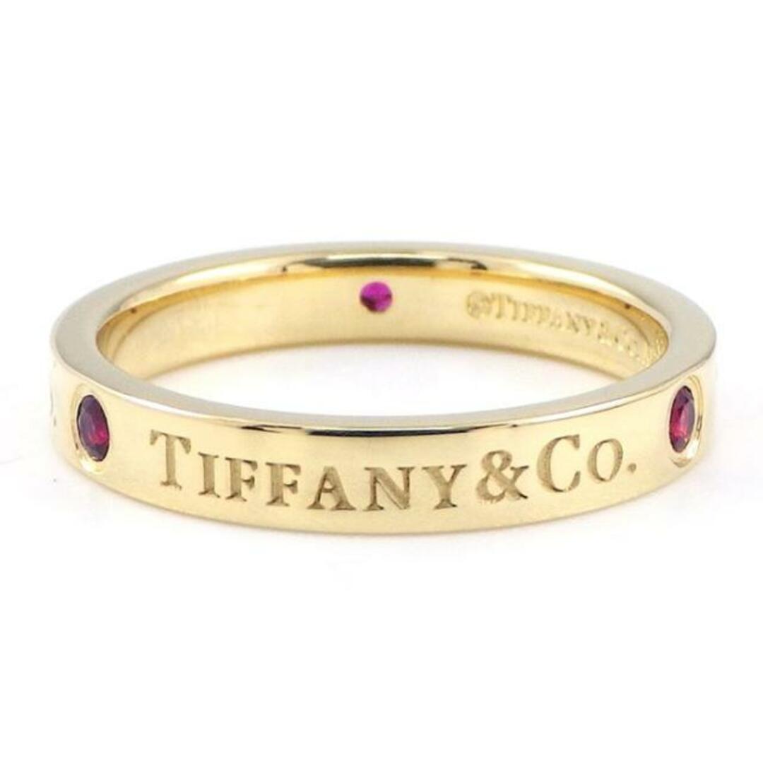 Tiffany & Co.(ティファニー)のティファニー Tiffany & Co. リング フラット バンド 3mm ロゴ 3ポイント ルビー K18YG 10号 【中古】 レディースのアクセサリー(リング(指輪))の商品写真