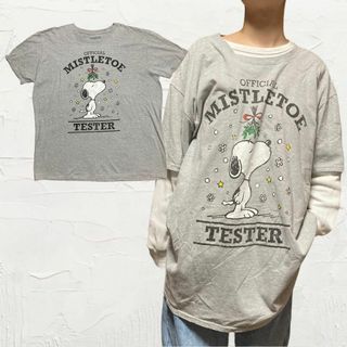 ピーナッツ(PEANUTS)のKWS グレー スヌーピー　ピーナッツ　クリスマス　アメリカン　レトロ Tシャツ(Tシャツ/カットソー(半袖/袖なし))