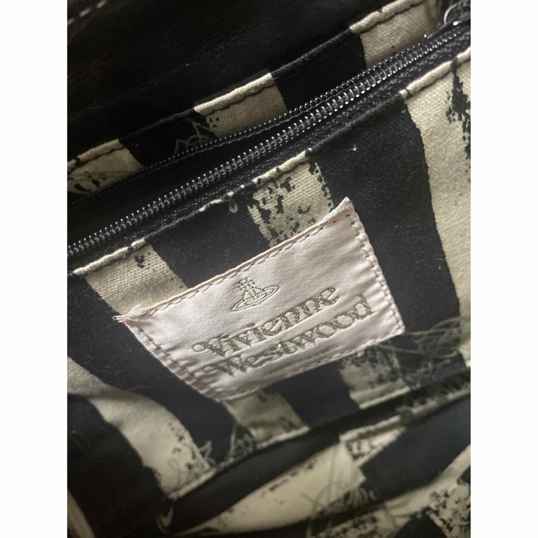 Vivienne Westwood(ヴィヴィアンウエストウッド)のヴィヴィアン　ショルダーバッグ メンズのバッグ(ショルダーバッグ)の商品写真