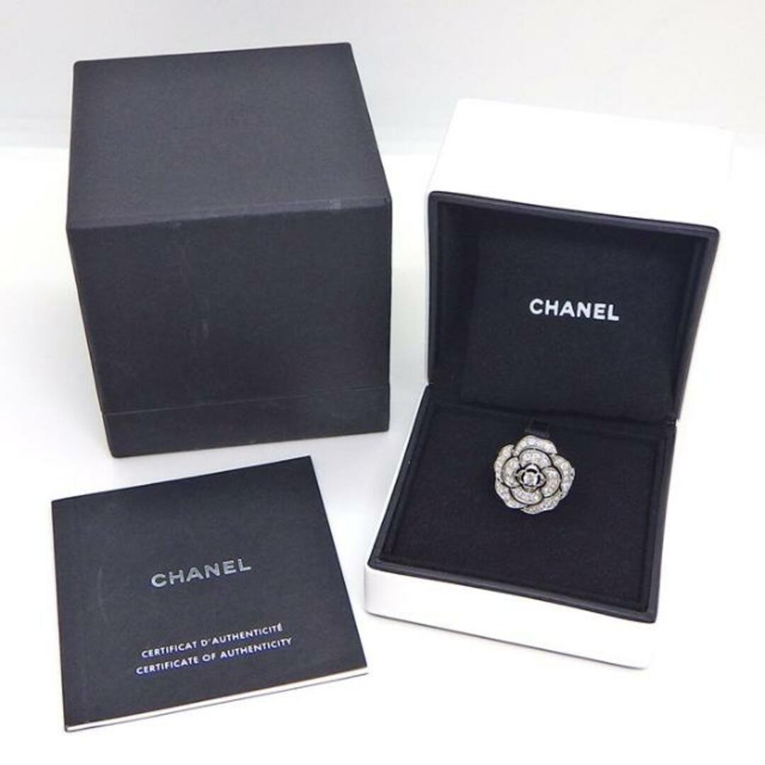 CHANEL(シャネル)のシャネル CHANEL リング カメリア ラージ J11182 パヴェ ダイヤモンド 1.41ct K18WG 11.5号 / #52 【箱・保付き】 【中古】 レディースのアクセサリー(リング(指輪))の商品写真