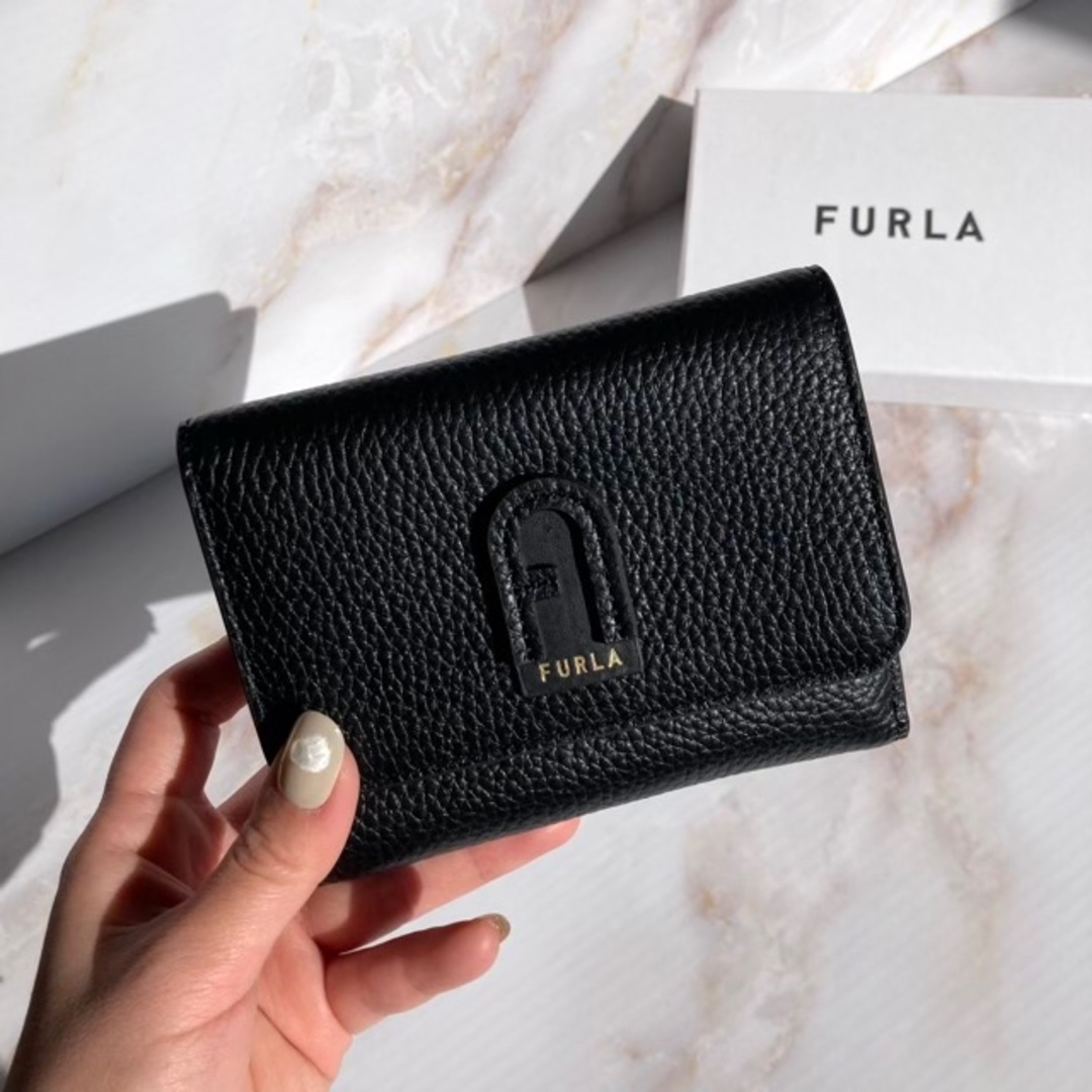 フルラ FURLA 折り財布 本革レザー製 ブラウン コンパクト 美品 通販