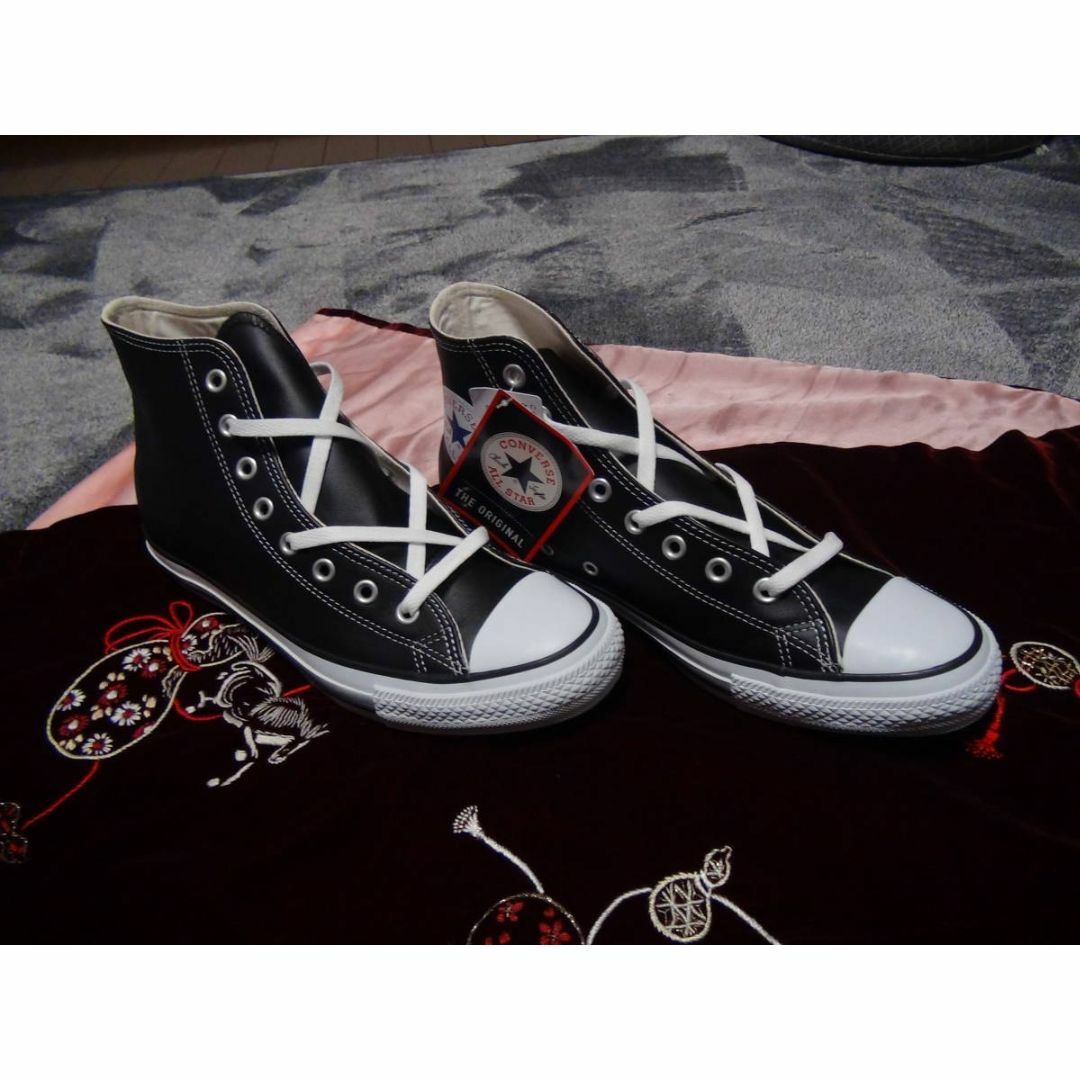 CONVERSE ALL★STAR レザーハイカット新品タグ付き箱入28㎝ !。