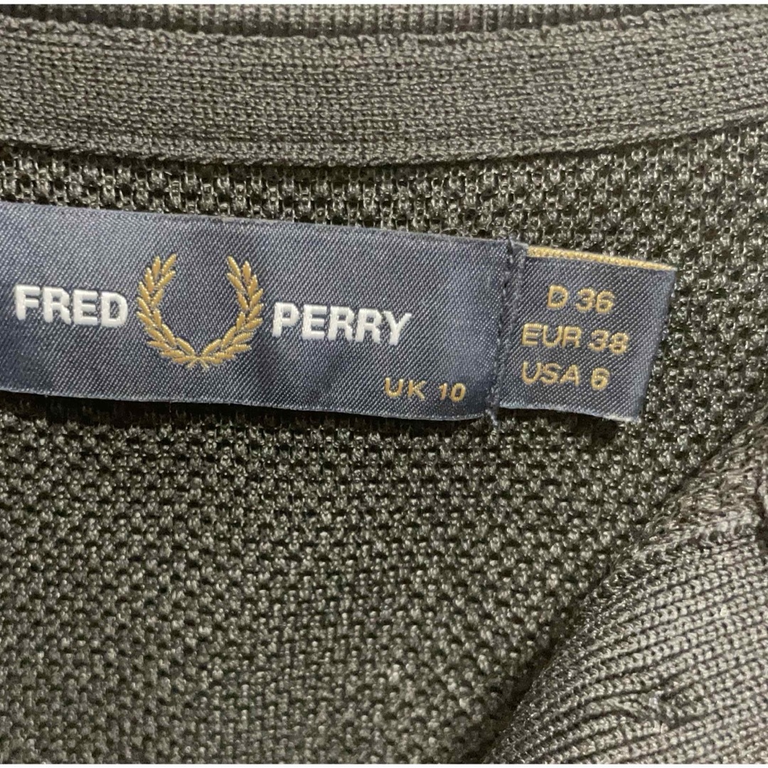 FRED PERRY(フレッドペリー)のフレッドペリー  ポロシャツ　美品 レディースのトップス(ポロシャツ)の商品写真