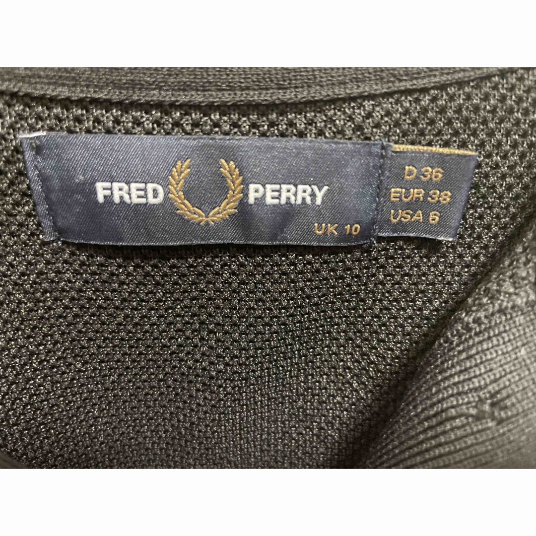 FRED PERRY(フレッドペリー)のフレッドペリー  ポロシャツ　美品 レディースのトップス(ポロシャツ)の商品写真