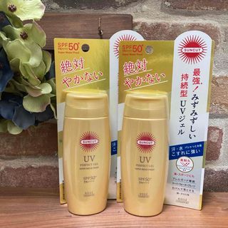 コーセーコスメポート(KOSE COSMEPORT)の☆日焼け止め　サンカット　UVジェル　100g2本☆(日焼け止め/サンオイル)