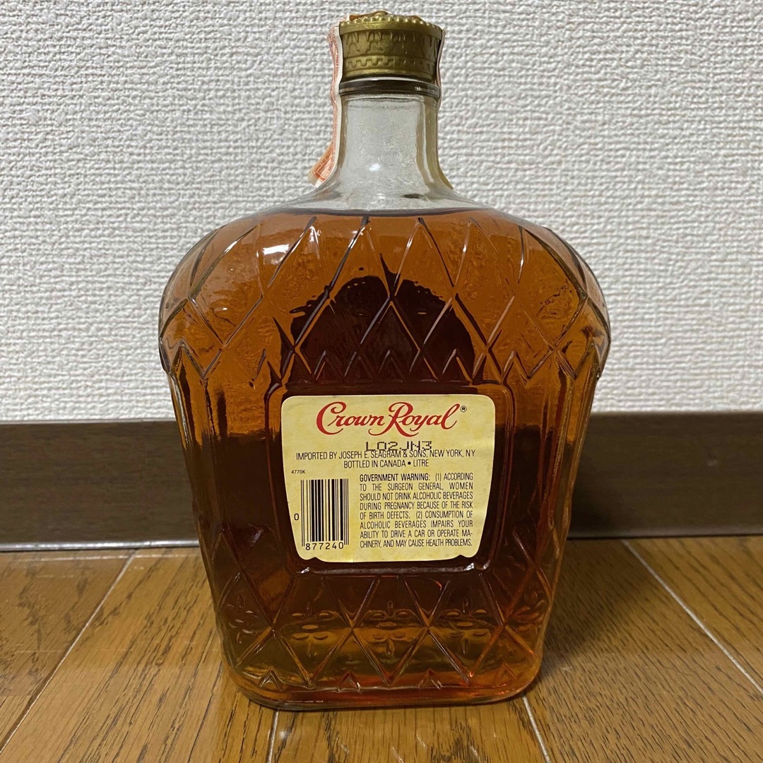 クラウンロイヤル ROYAL カナディアンウイスキー 古酒 1983年の通販 by