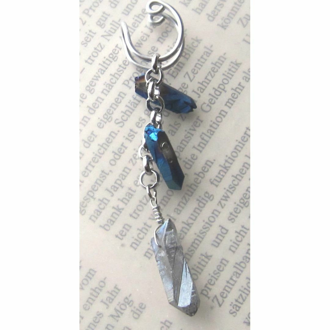 イヤーカフ☆silver氷柱クリスタル青&チェーン☆ハンドメイド 通販 ハンドメイド アイスのイヤーカフ