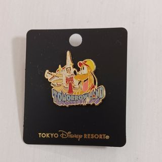 トゥモローランド  プルート　ピンバッジ(バッジ/ピンバッジ)