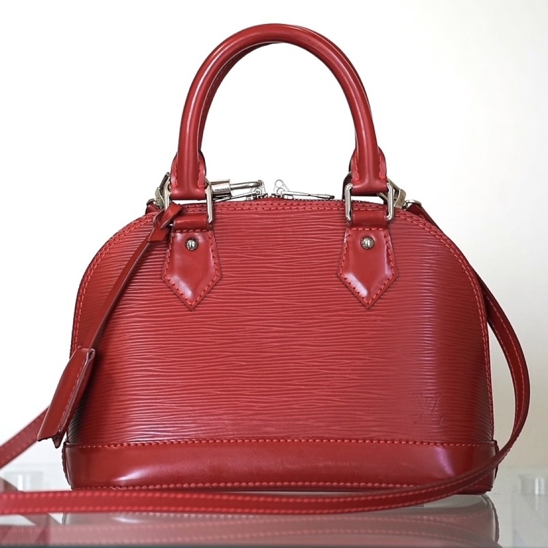 LOUIS VUITTON(ルイヴィトン)の【ルイヴィトン】アルマBB 2WAYハンドバッグ 赤系 レディースのバッグ(ショルダーバッグ)の商品写真