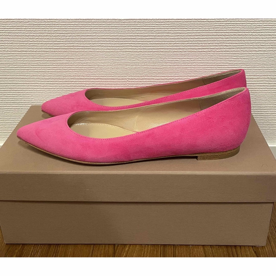 Gianvito Rossi(ジャンヴィットロッシ)の新品！Gianvito Rossi ジャンヴィッドロッシ　フラットパンプス レディースの靴/シューズ(ハイヒール/パンプス)の商品写真