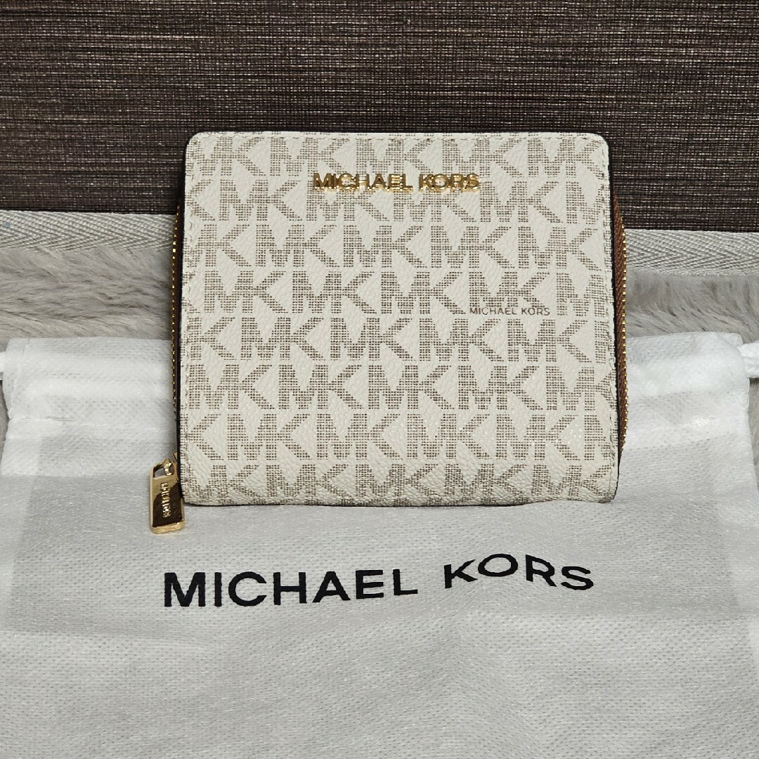 Michael Kors(マイケルコース)のマイケルコース　MICHAEL KORS　財布 レディースのファッション小物(財布)の商品写真