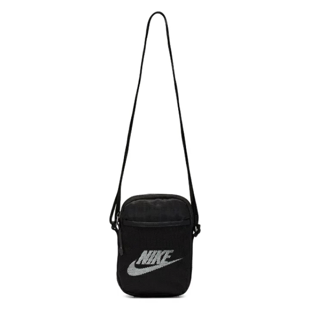 NIKE(ナイキ)のNIKE ポシェット レディースのバッグ(ショルダーバッグ)の商品写真