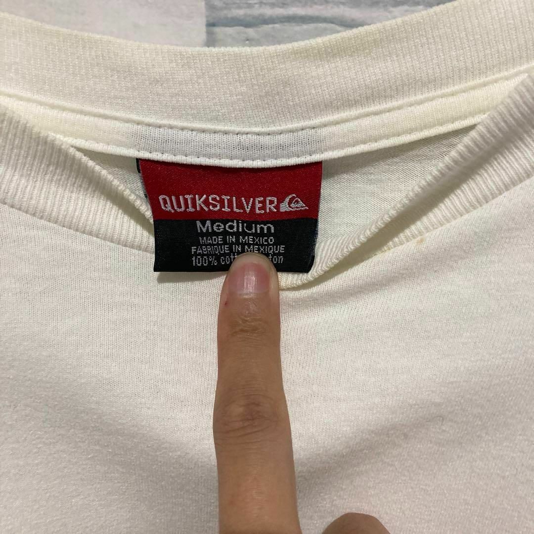 QUIKSILVER(クイックシルバー)のデカロゴ　クイックシルバー　Tシャツ　ビッグロゴ　背面 メンズのトップス(Tシャツ/カットソー(半袖/袖なし))の商品写真