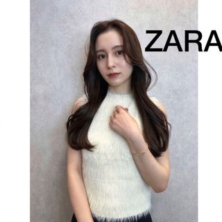 ザラ(ZARA)のZARA フェイクファー ノースリーブ トップス フェイクファーTシャツ ベスト(Tシャツ(半袖/袖なし))