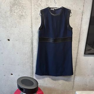 ミュウミュウ(miumiu)のMIU MIU レザー切り替えワンピース(ひざ丈ワンピース)