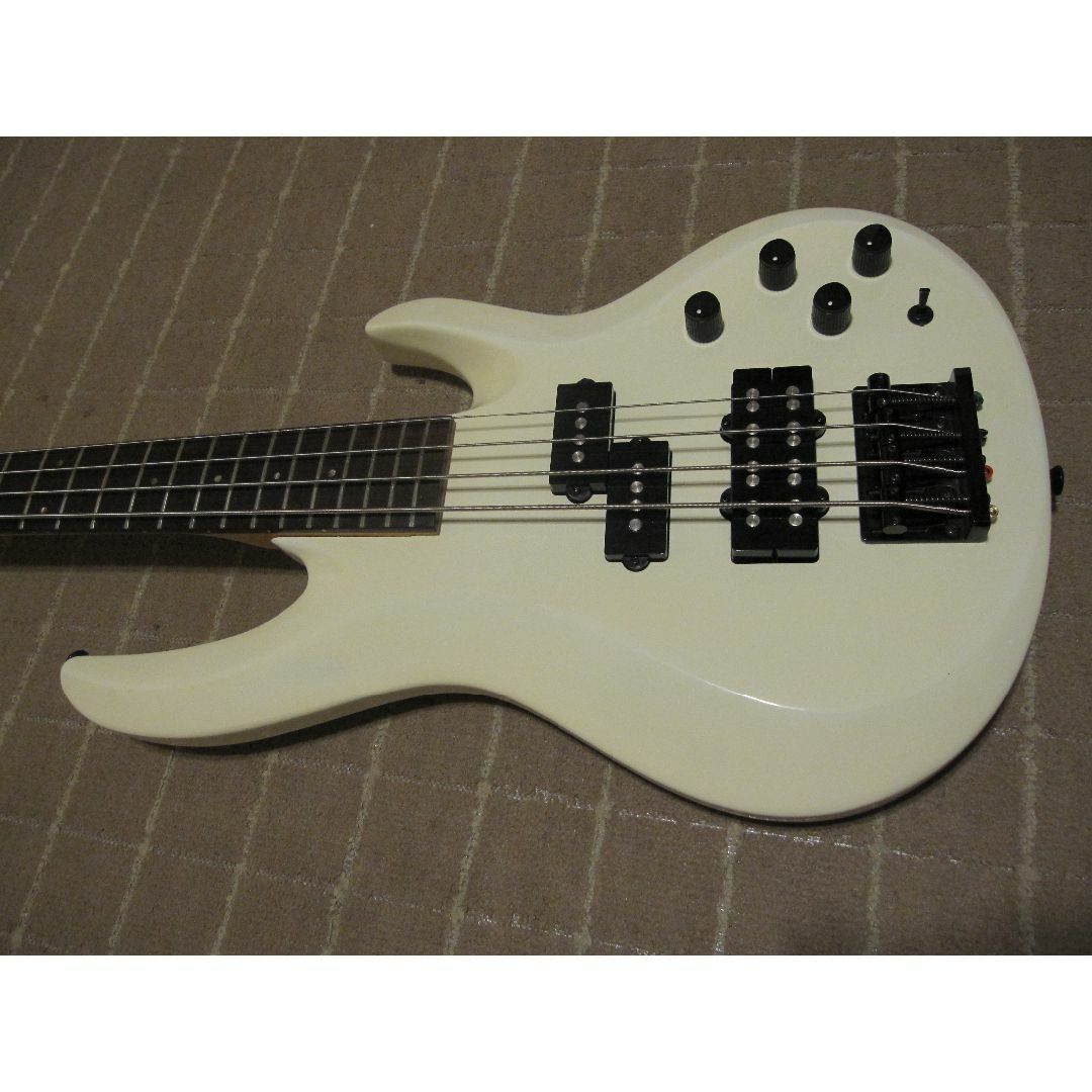 ESP エドワーズエレキベース90年代物おまけ付き ESP エドワーズエレキベース90年代物おまけ付き