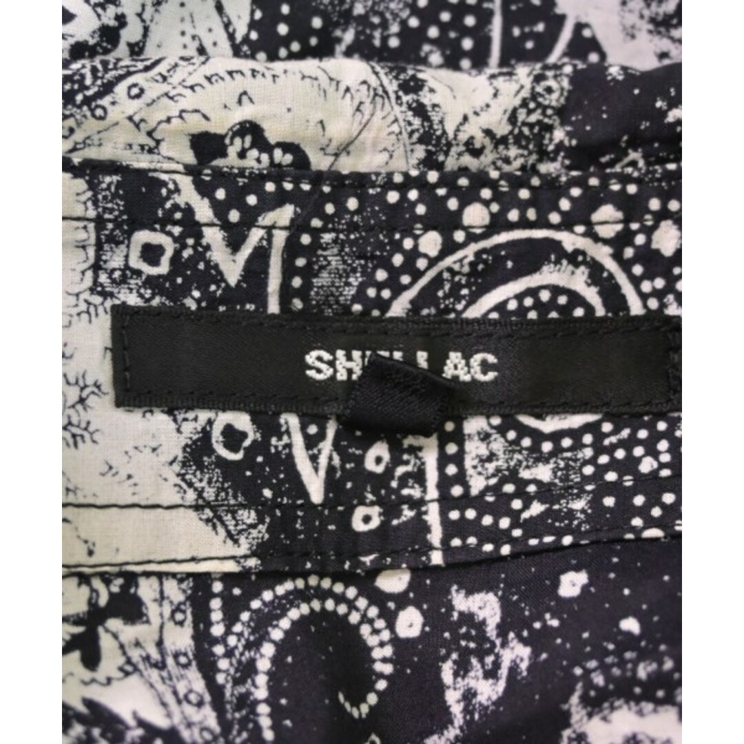 SHELLAC(シェラック)のSHELLAC シェラック カジュアルシャツ 44(S位) 白x黒(総柄) 【古着】【中古】 メンズのトップス(シャツ)の商品写真