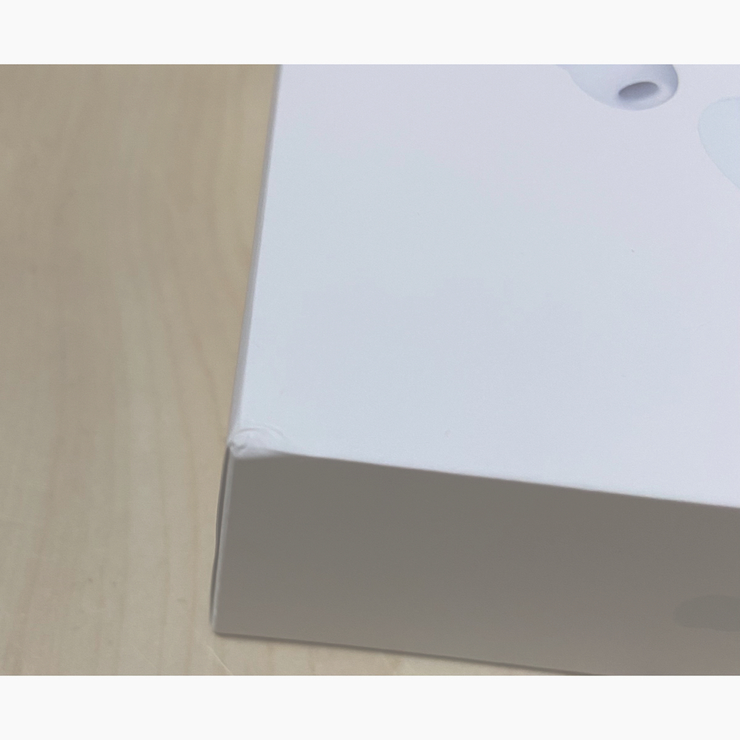 Apple(アップル)の[新品未開封]Airpods Pro 第二世代　MQD83/J  正規品 スマホ/家電/カメラのオーディオ機器(ヘッドフォン/イヤフォン)の商品写真