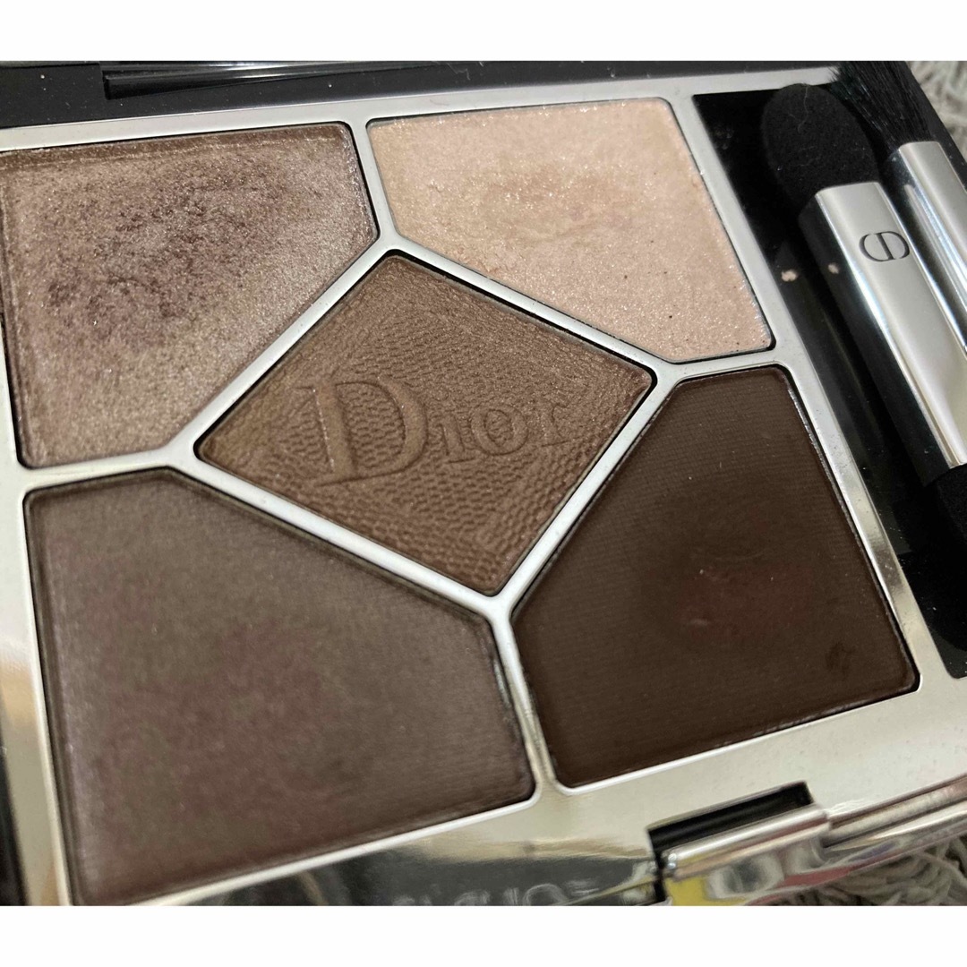 Dior サンククルールクチュール 669