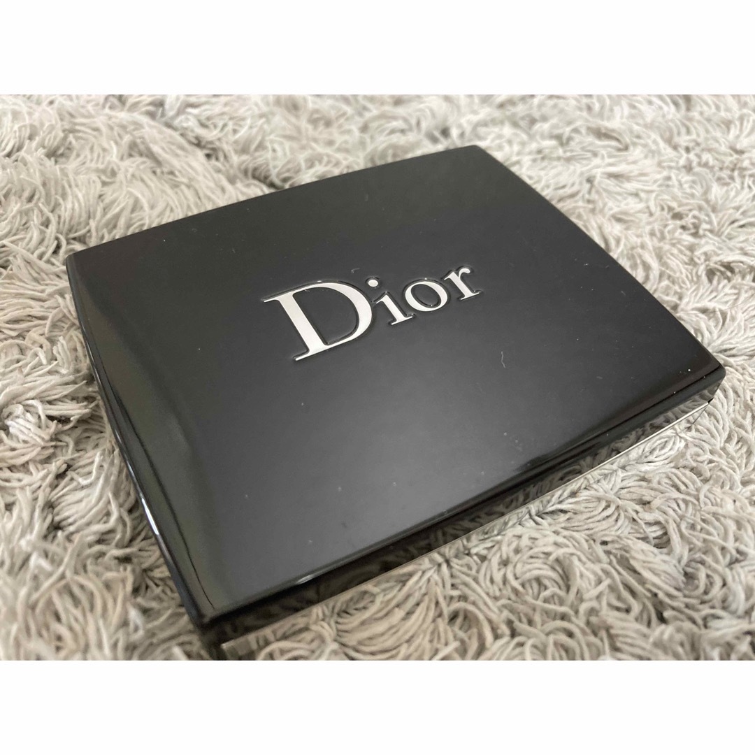 Dior(ディオール)のDior サンククルールクチュール 669 コスメ/美容のベースメイク/化粧品(アイシャドウ)の商品写真