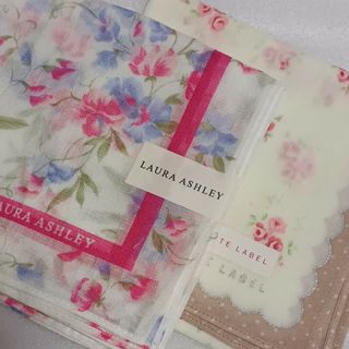 ローラアシュレイ(LAURA ASHLEY)の値下げ📌ローラアシュレイ&プライベートレーベル☆大判ハンカチ２枚セット🌼(ハンカチ)