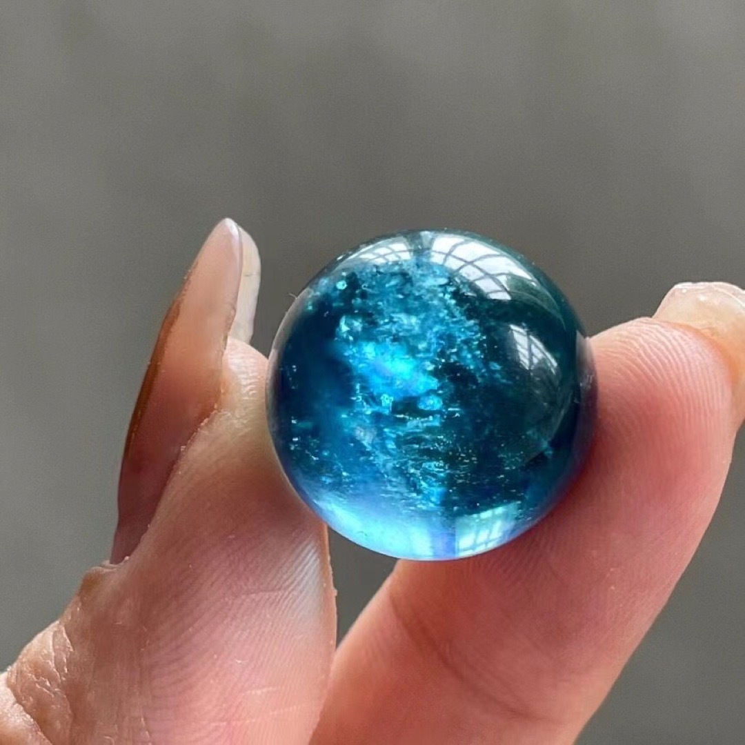 天然】アクアマリン 丸玉 21.5mm-