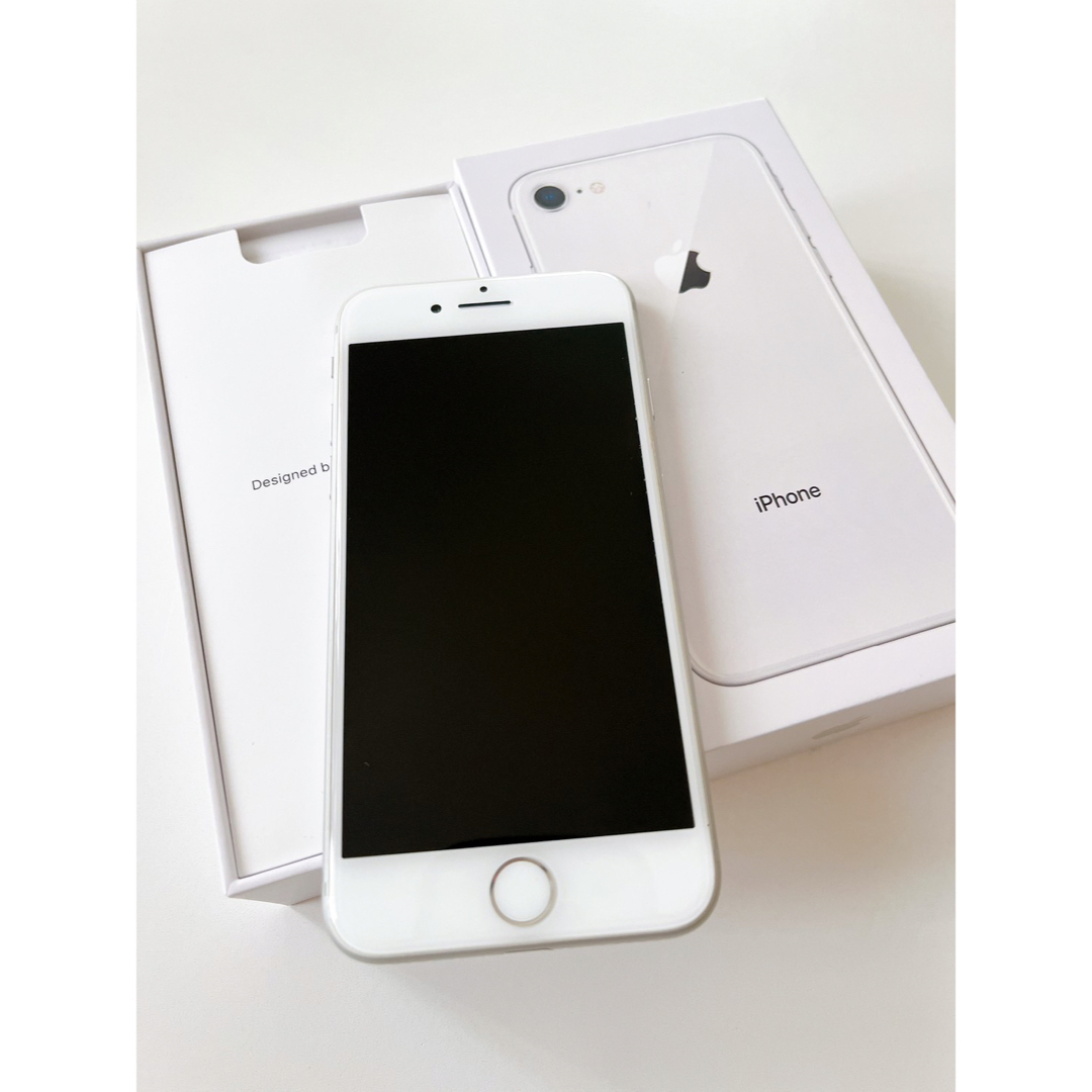 iPhone8 ホワイト　64GB