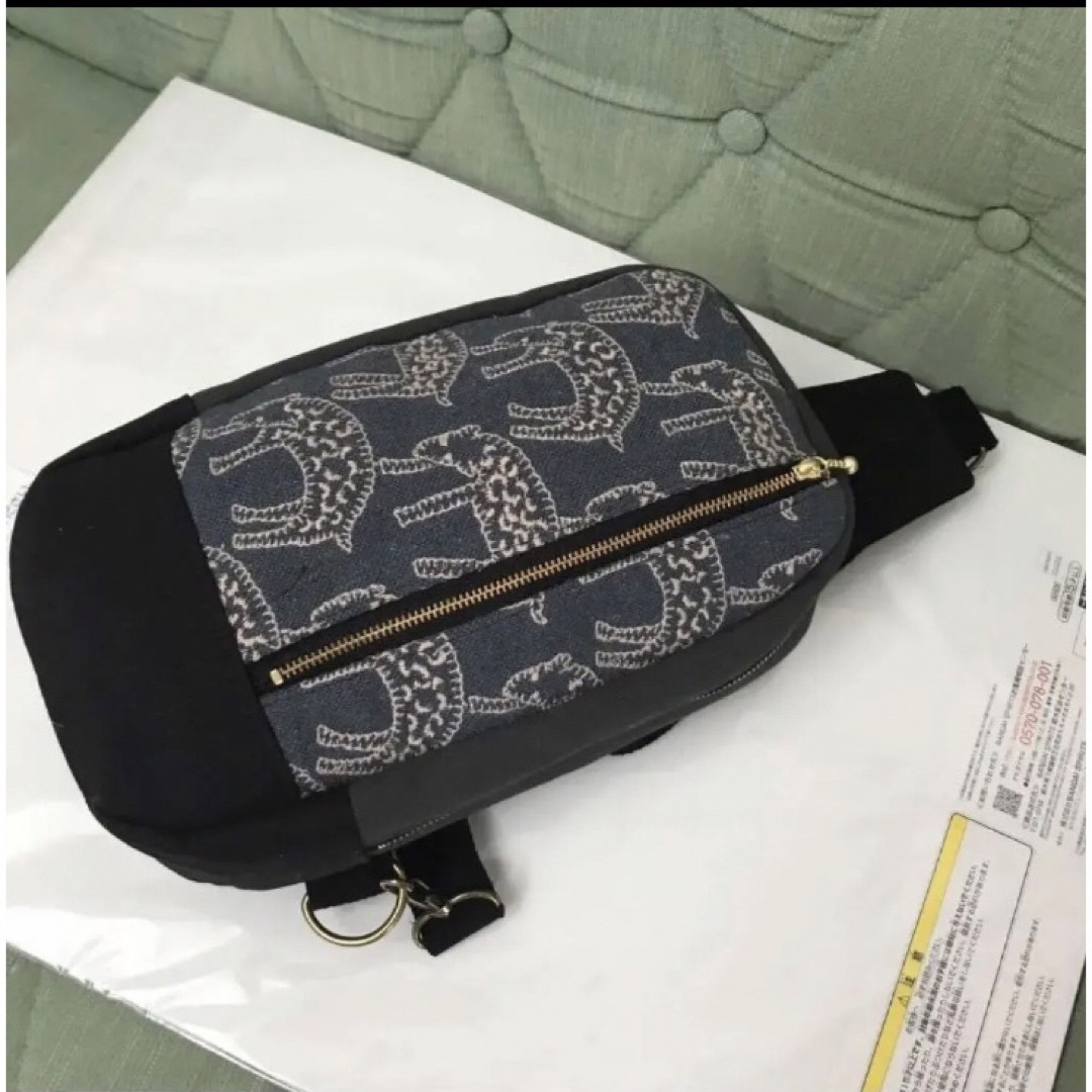 ミナペルホネン ハンドメイド BOXタイプボディバッグ スキップ ブラウン