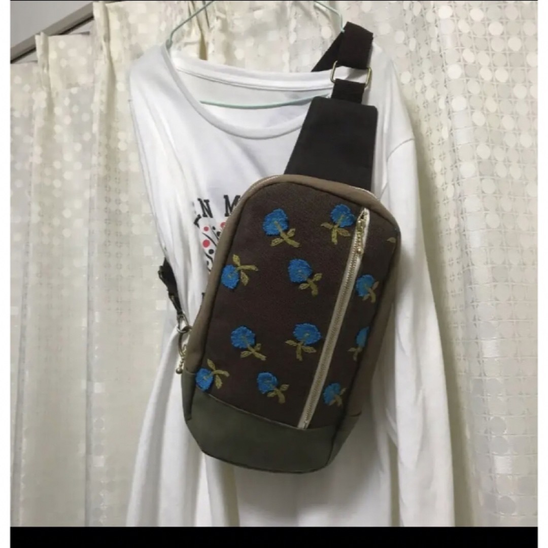 ミナペルホネン ハンドメイド BOXタイプボディバッグ スキップ ブラウン 3