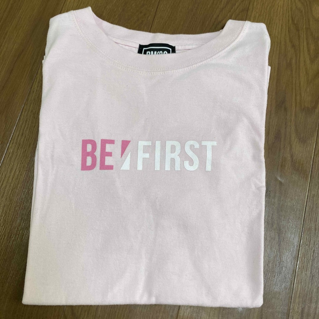 BE:FIRST(ビーファースト)のBE:FIRST カラーロゴTシャツ　半袖　ピンク レディースのトップス(Tシャツ(半袖/袖なし))の商品写真