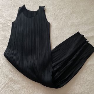 プリーツプリーズイッセイミヤケ(PLEATS PLEASE ISSEY MIYAKE)のPLEATS PLEASE ISSEY MIYAKE ロングドレス　1(ロングワンピース/マキシワンピース)