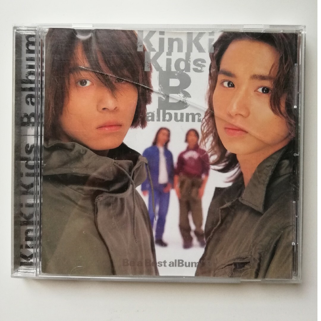 KinKi Kids(キンキキッズ)のKinKi Kids  B album 初回盤 KinKi DOLLS 付き エンタメ/ホビーのCD(ポップス/ロック(邦楽))の商品写真