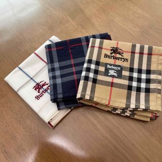 BURBERRY - バーバリーハンカチ 3枚組 新品未使用！の通販 by ...