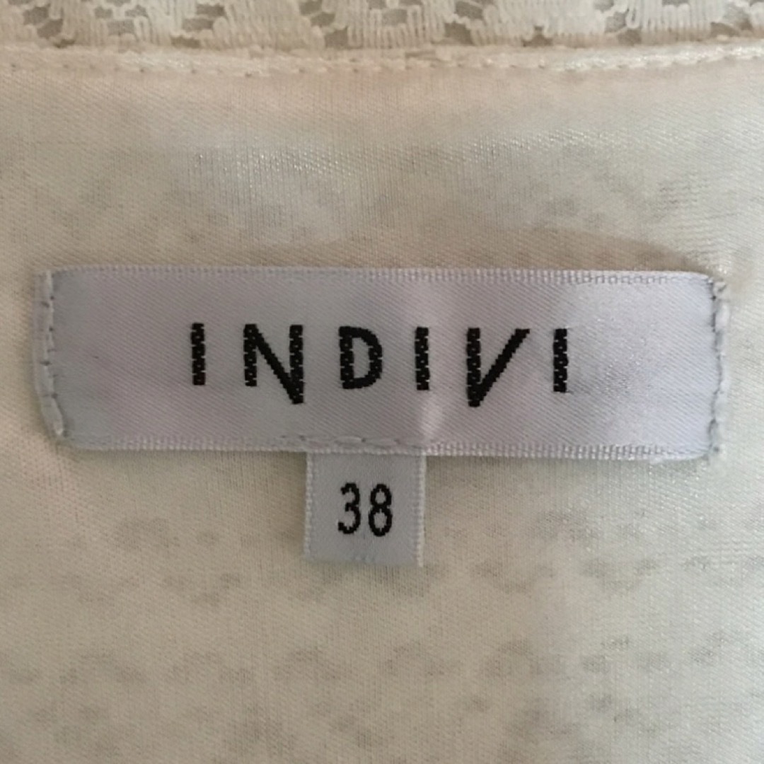 INDIVI(インディヴィ)の★INDIVI/インディヴィ★ニ度着用のみ★半袖カットソー38(M.9号) レディースのトップス(カットソー(半袖/袖なし))の商品写真